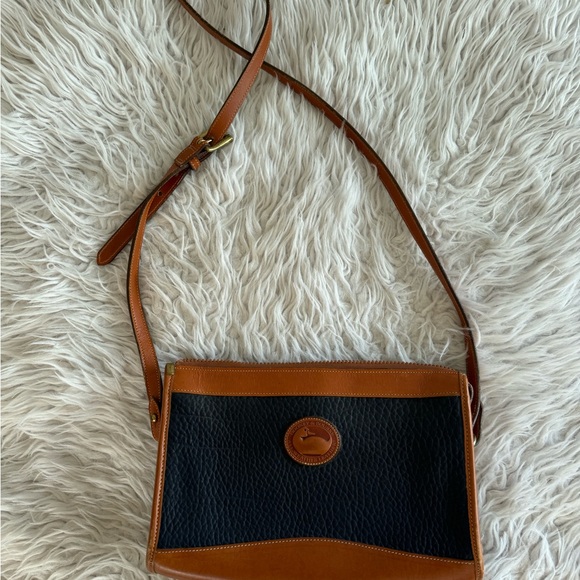 Vintage Dooney & Burke purse - Picture 2 of 3